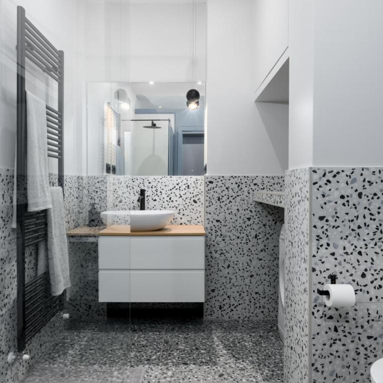 [Centro Torino] Elegante e Moderno Bilocale - Appartamento con 1 Camera da Letto - 5