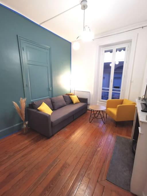 Grand T1 Bis Charme de l'ancien ProxGare/Métro/Bus - One-Bedroom Apartment - 16