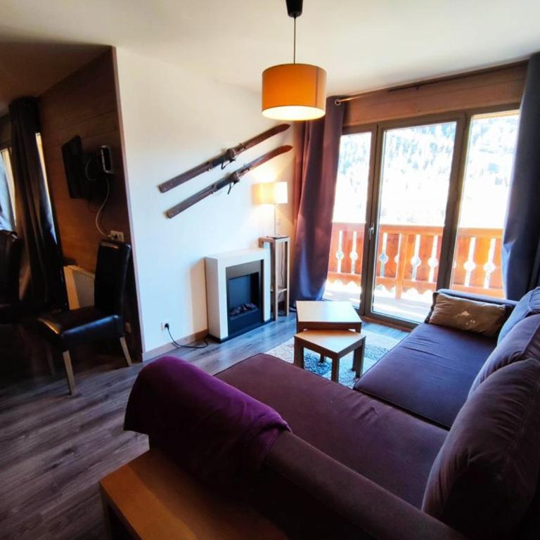 Superbe appartement à Isola 2000, 8 couchages, parking privé, à 5 min des pistes et commerces - Appartement 3 Chambres - 10