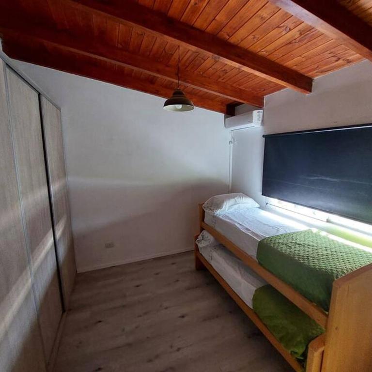 Casa en Funes. Pileta, Parrilla & Parque. - Casa Unifamiliar de 3 dormitorios - 16