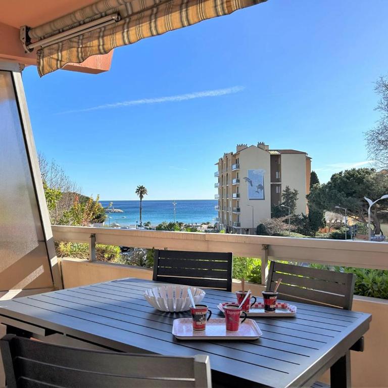 Appartement 2 pièces, climatisé, 100m plage, parking, Le Lavandou - FR-1-251-218 - Apartment (4 Adults) - 1
