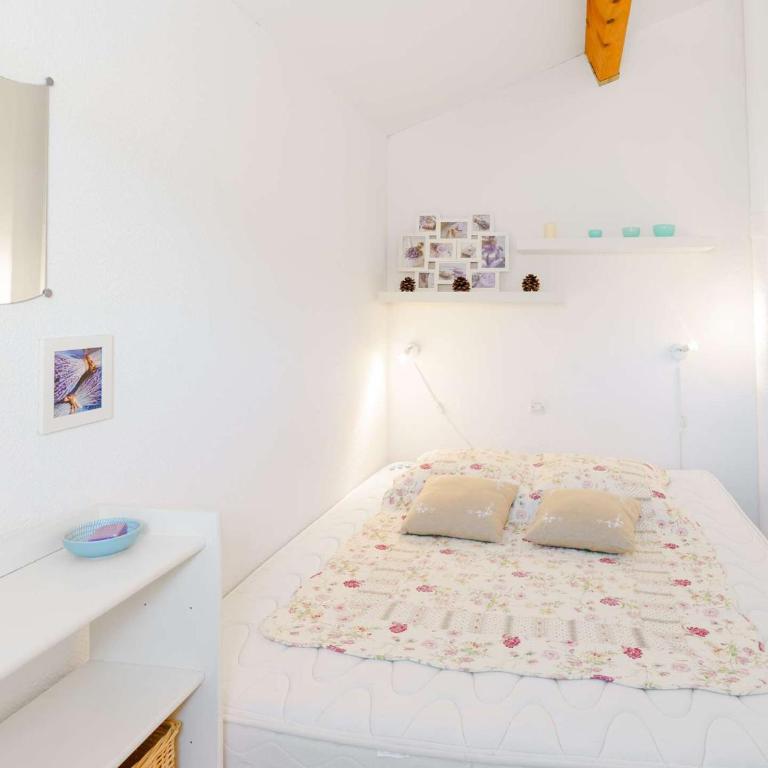 Villa 3 pièces avec piscine, terrasse et parking privé - 4 personnes, animaux acceptés - FR-1-409-20 - Villa - 2