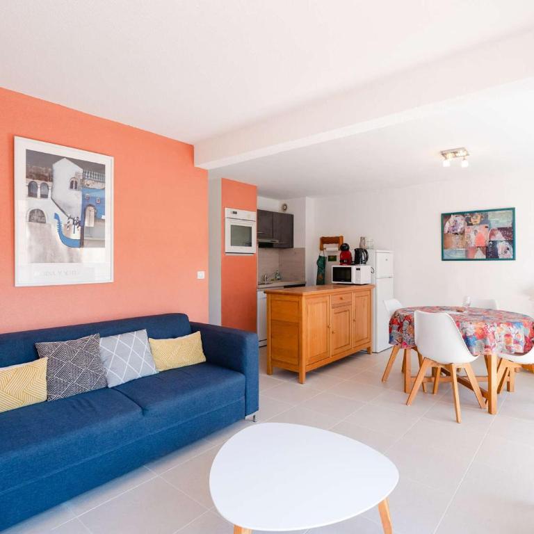 Appartement T2 climatisé avec balcon, parking privé, 4 couchages, centre Narbonne-Plage, proche mer - FR-1-409-65 - Apartment (4 Adults) - 2