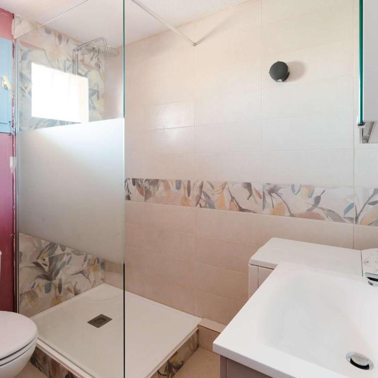 Appartement T2 climatisé avec balcon, parking privé, 4 couchages, centre Narbonne-Plage, proche mer - FR-1-409-65 - Apartment (4 Adults) - 7