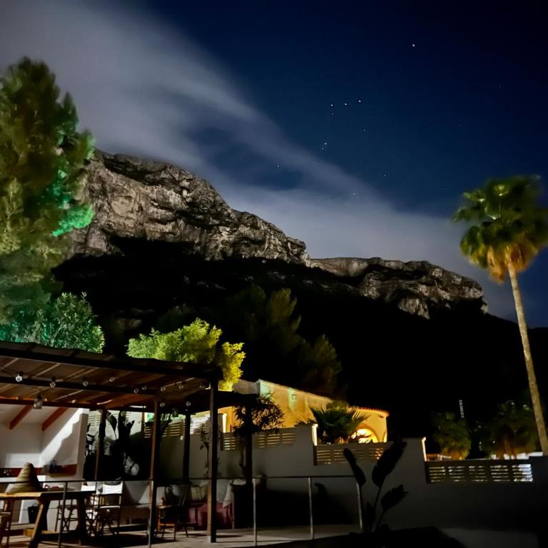 House with swimming pool and amazing sea and mountain views in Montgó, Denia - Casa con 1 dormitorio - 65