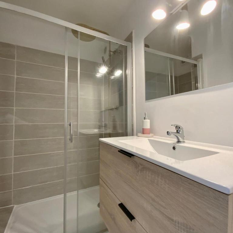 L’Ensoleïado- Seaside and parking! - Appartement 1 Chambre - 9
