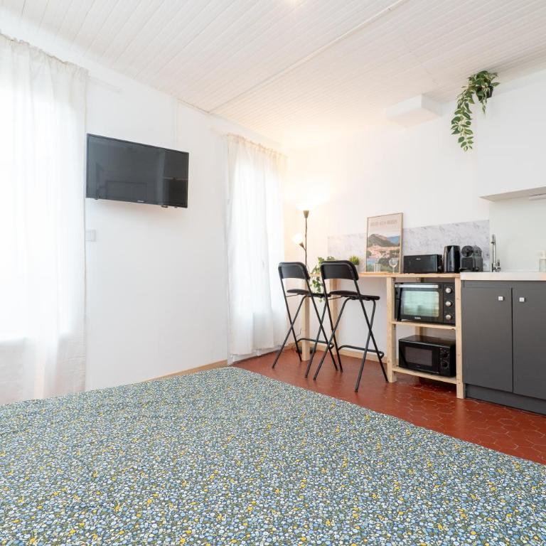 Superbe studio cosy et calme - Appartement 1 Chambre - 10