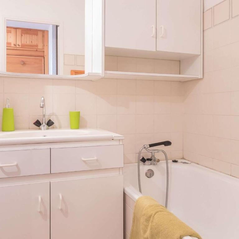 Charmant studio Montgenèvre, 3 pers, balcon sud, proche pistes - FR-1-330D-31 - Appartement (3 Adultes) - 11