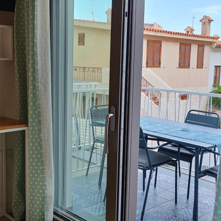 Appartamenti Jlune - Appartamento con Balcone con Vista Mare Parziale - 13