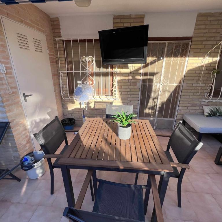 Apartamento con terraza en San Juan Playa - Apartment - Ground Floor - 4