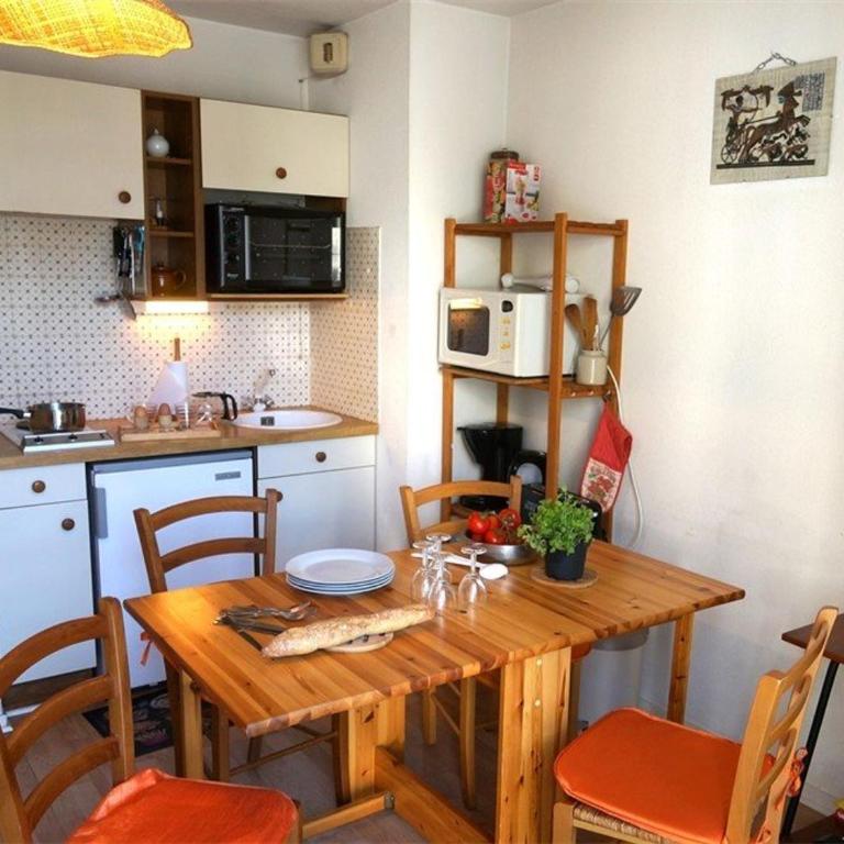 Charmant T2 RDC avec Jardinet et Parking, Proche Thermes et Commerces - FR-1-313-152 - Apartment (4 Adults) - 14