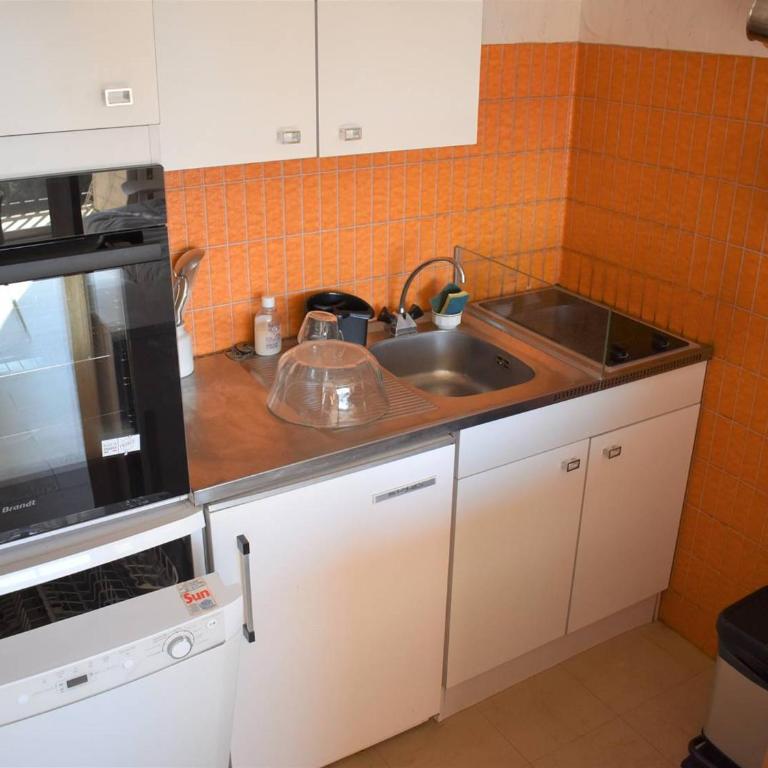 Confortable T2, 6 pers, ascenseur, balcon, proche pistes, parking, Bolquère - FR-1-592-36 - Appartement (6 Adultes) - 4