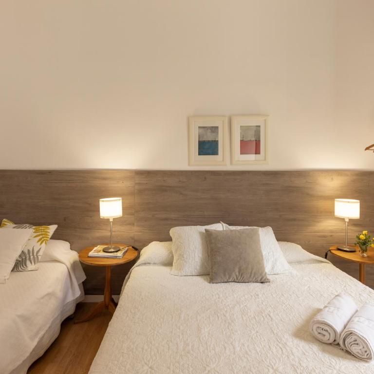 Ally's Bed&Breakfast, - Double Room with Private Bathroom - 30