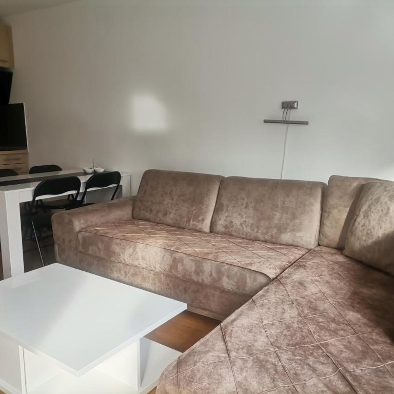 MDM Apartman Vrnjačka Banja - One-Bedroom Apartment - 65