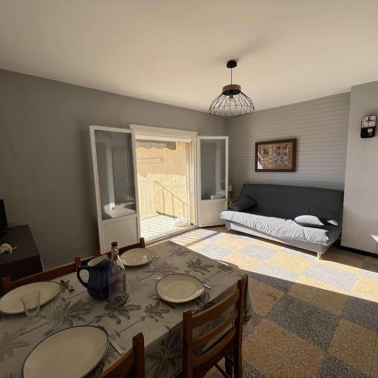 Appartement à 2 pas de la plage avec terrasse et parking - FR-1-387-186 - Appartamento - 10