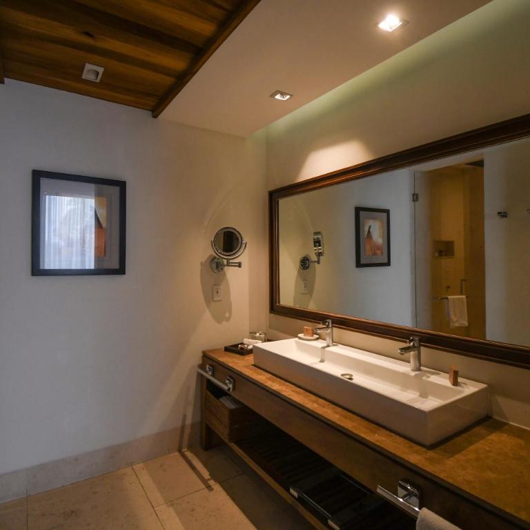 Square Small Luxury Hotel - Nuevo Consulado - Suite Superior - 7