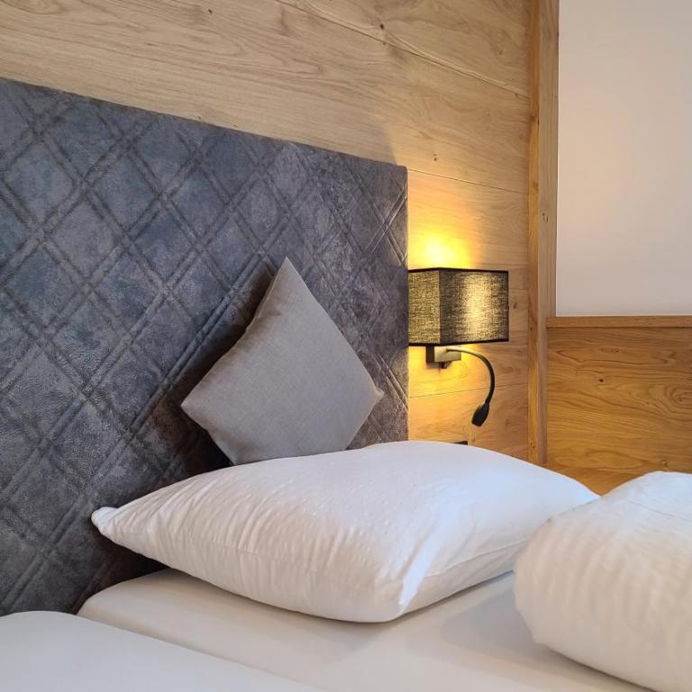 Villa Dolomiti - Two-Bedroom Apartment - 13