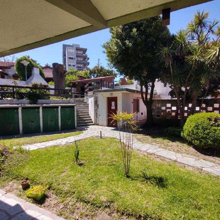 Departamento zona muelle frente al mar depto en primer piso por escalera - Two-Bedroom Apartment - 12