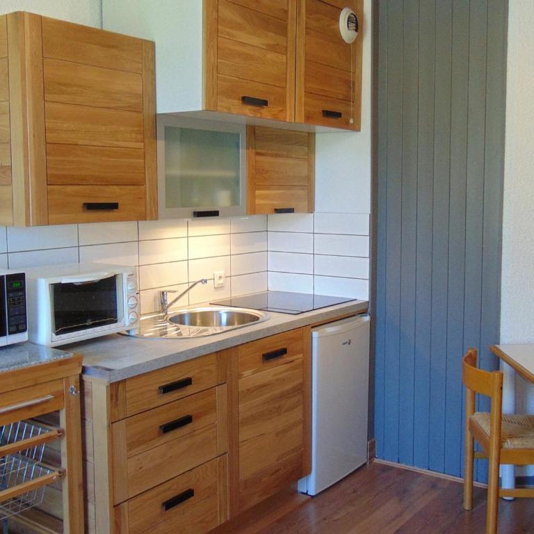 2 Pièces Sud-Est Chamonix, Parking & Animaux admis - FR-1-517-54 - Appartement (3 Adultes) - 9