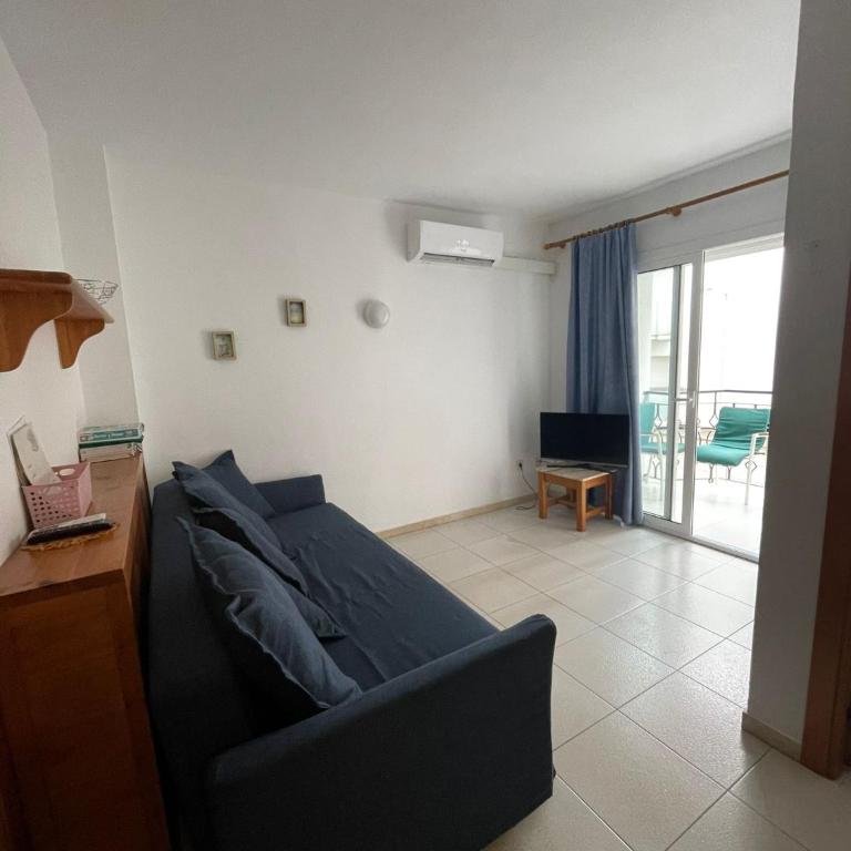 Apartamento con piscina en el centro de Blanes - Apartamento de 1 dormitorio - 3