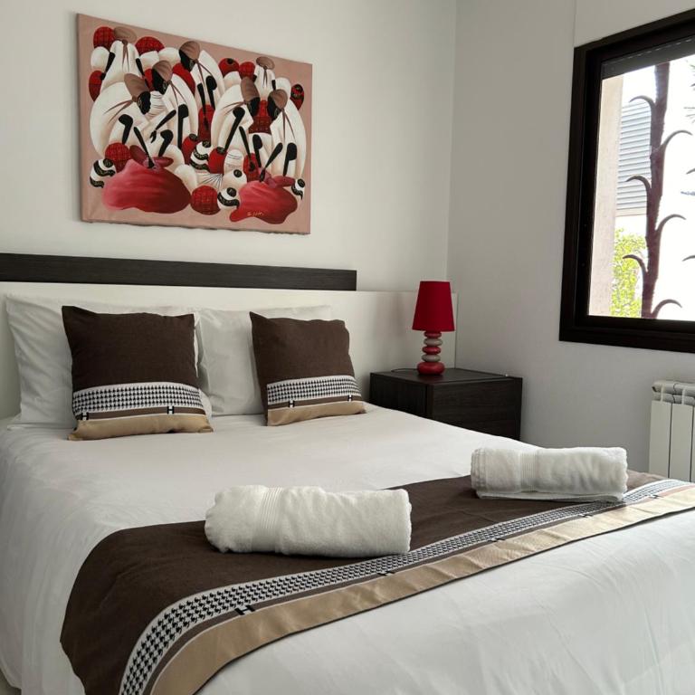 Appartement Duplex Rosas avec terrasse magnifique jacuzzi vue mer - Three-Bedroom Apartment - 48