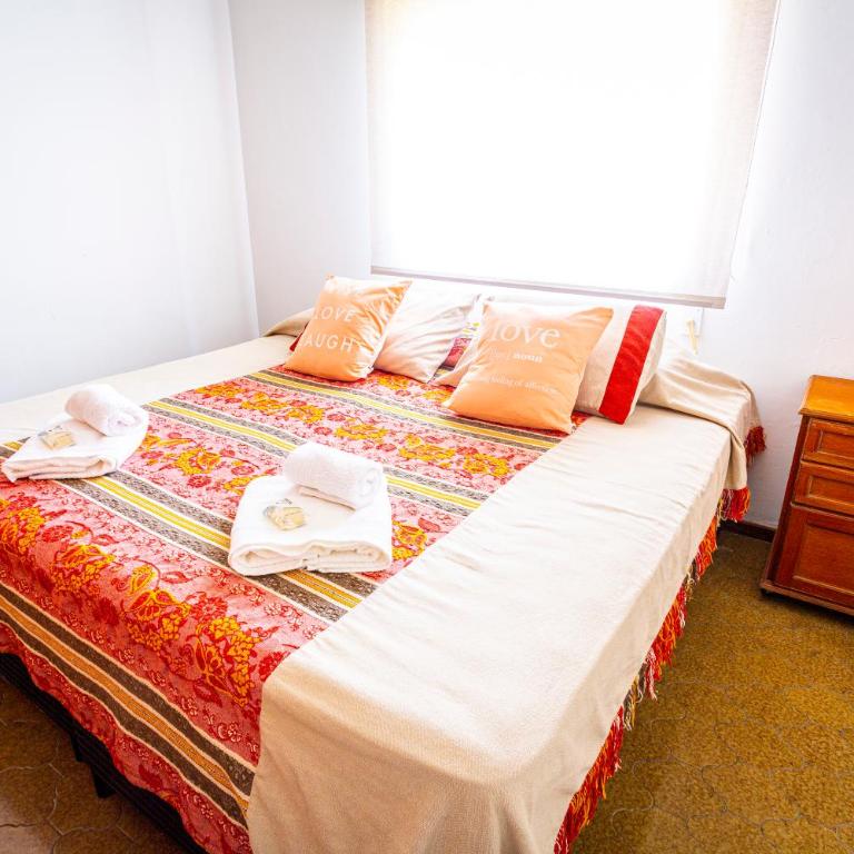 Casa Grande con estacionamiento - Five-Bedroom House - 16