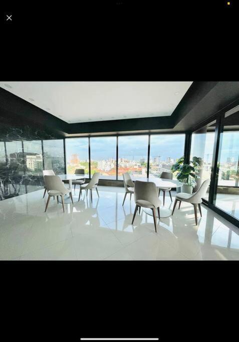 Apartamento en la mejor zona de Equipetrol - One-Bedroom Apartment - 11