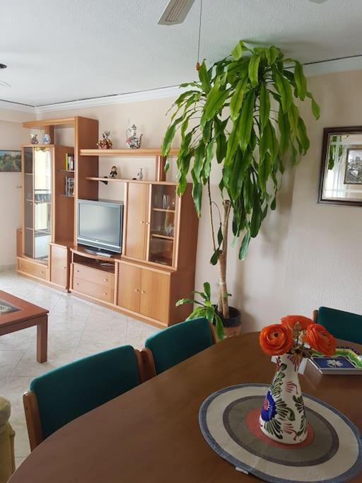 Levante Front Al Mar, inmejorable ubicación - Three-Bedroom Apartment - 6