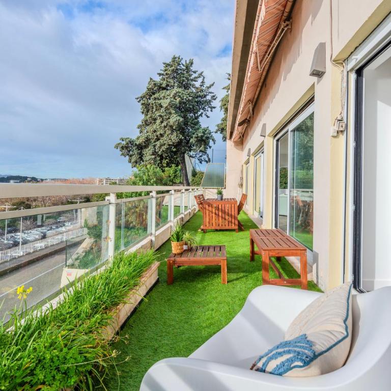 Grand Appartement Balcon Vue Mer 20m Plage Mourillon - Apartment mit 3 Schlafzimmern - 27