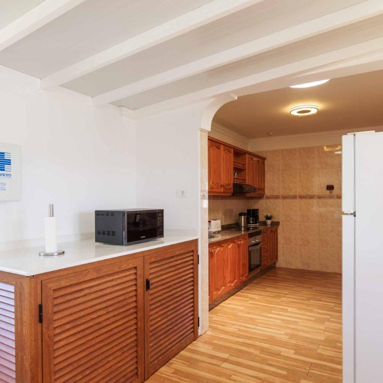 Villa Palina - Four-Bedroom Villa - 24