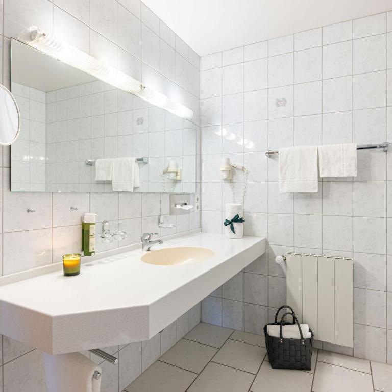 Hotel Filser - Comfort Plus Einzelzimmer mit Balkon - 5