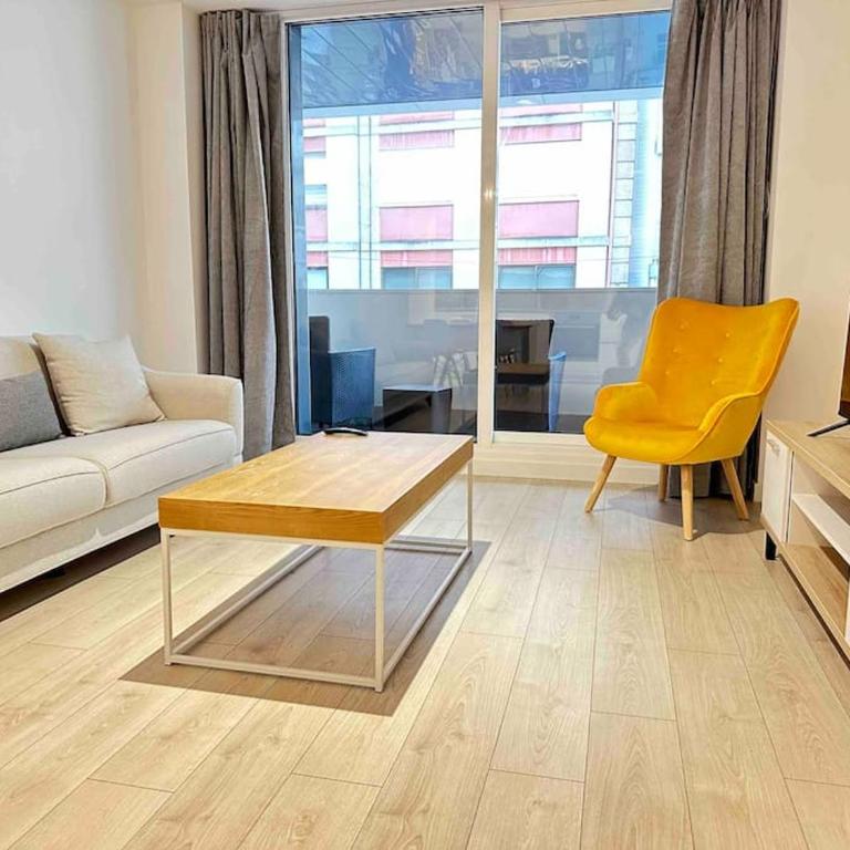 Jacinto Benavente 15, 1L con Parking gratis by YBH - Apartamento de 1 dormitorio - 13