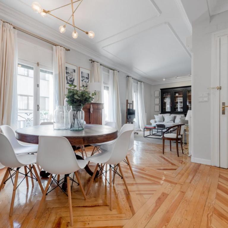 Puerta de Alcalá - Exclusive apt. 130m2 2D 2.5B - Two-Bedroom Apartment - 1