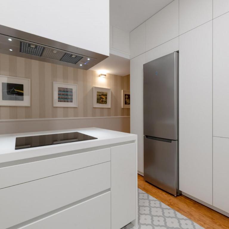 Puerta de Alcalá - Exclusive apt. 130m2 2D 2.5B - Two-Bedroom Apartment - 8