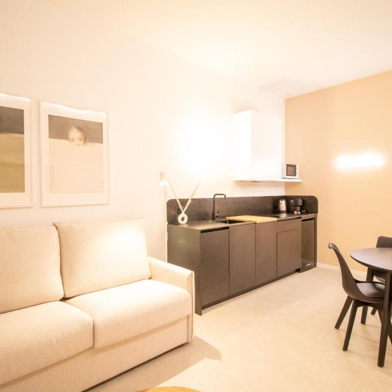 Breathe Apartments by Concept Flats - Studio - 11