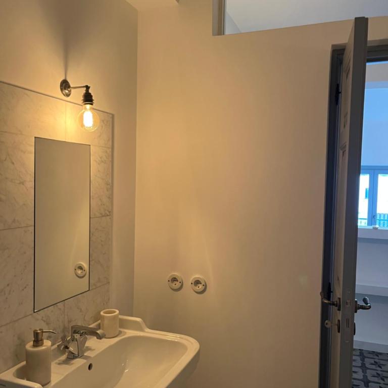 La Casa in Piazza - Appartamento con 2 Camere da Letto - 38