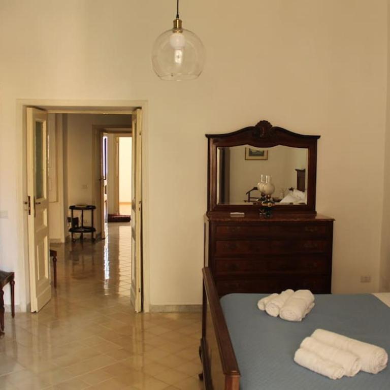 78 Materdei - Camera Matrimoniale con Bagno Privato Esterno - 7
