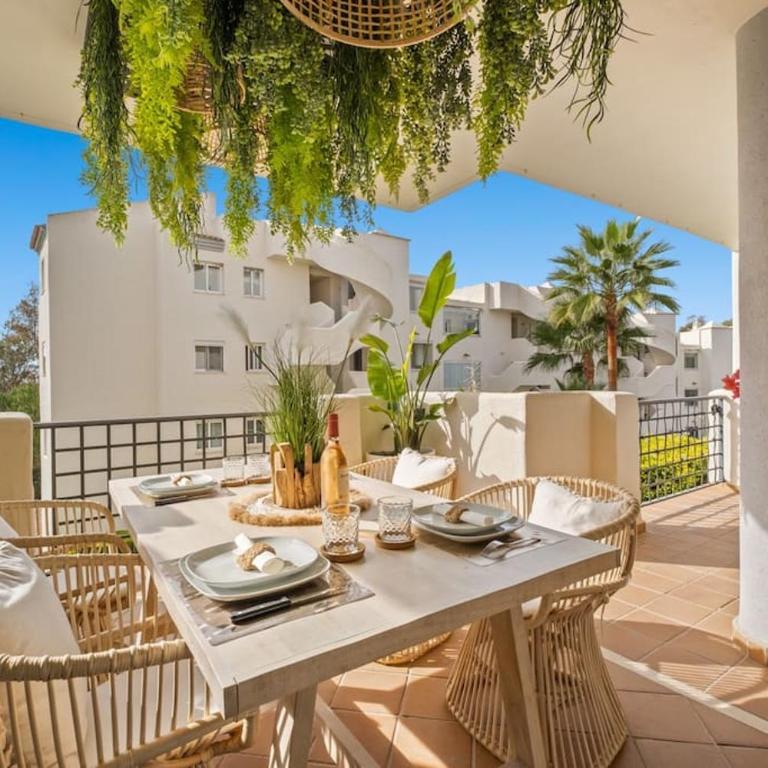 Standing apartment in Marbella - Two-Bedroom Apartment - 22
