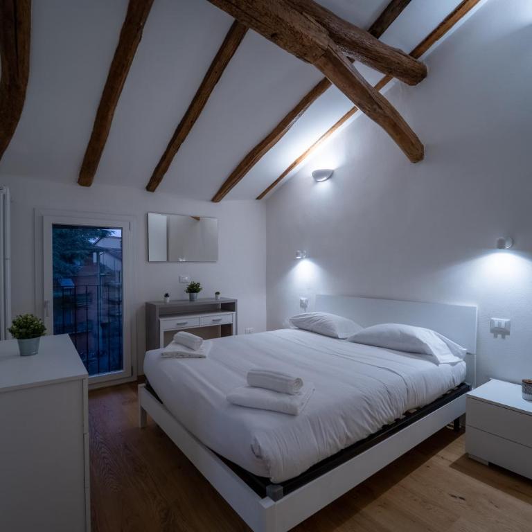 Realkasa Santo Stefano 46 Apt - Appartamento con 2 Camere da Letto - 6