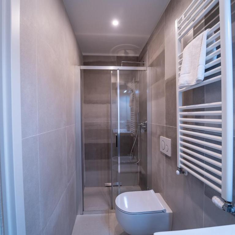 Realkasa Santo Stefano 46 Apt - Appartamento con 2 Camere da Letto - 8