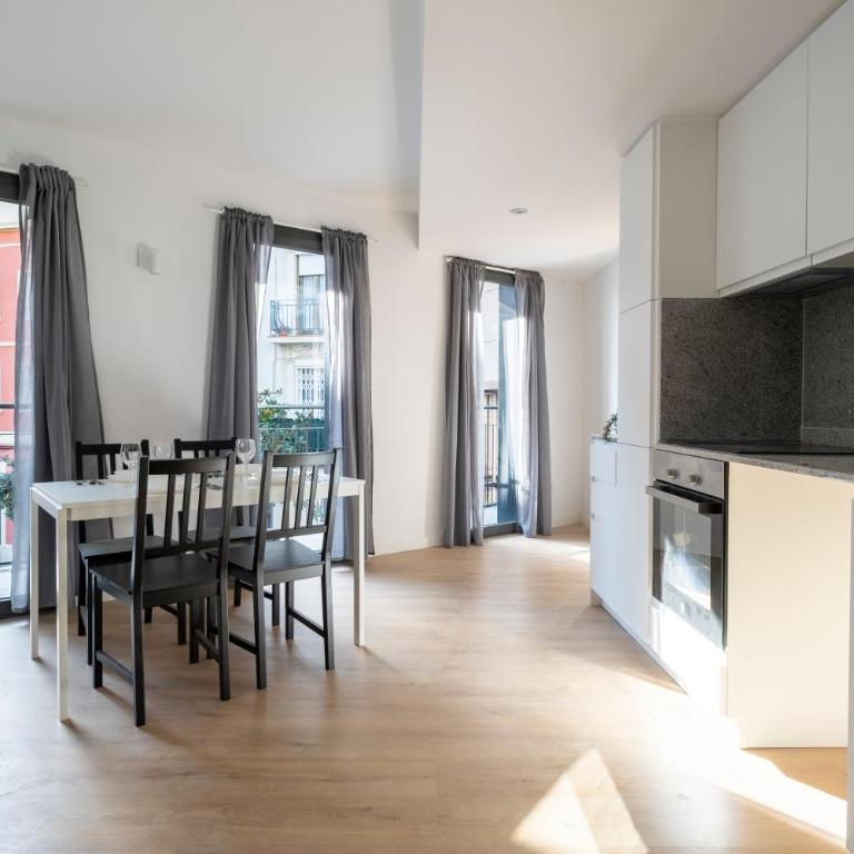 StayCampNou 3BR With Balcony - Apartamento de 3 dormitorios - 6