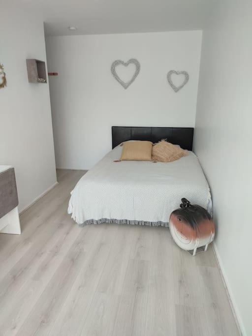 studio avec piscine - Appartement 1 Chambre - 1