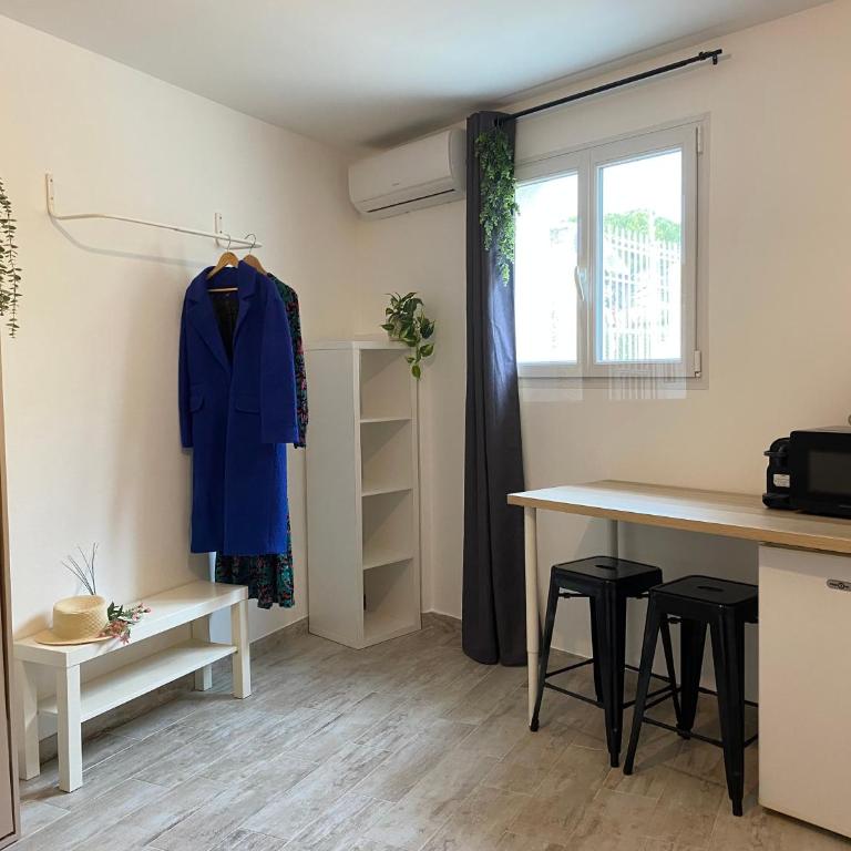 Jolie chambre indépendante, salle de bain privée Mauguio - Chambre Double avec Salle de Bains Privative - 2