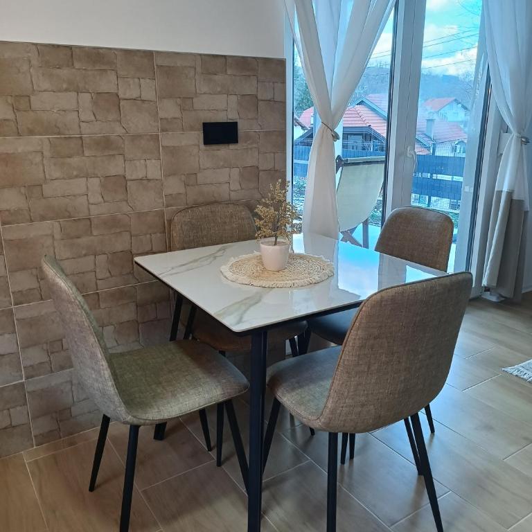 Zen Apartment Tuzla - One-Bedroom Apartment - 10