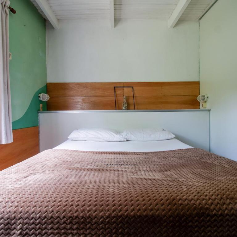 Mundaka Hostel y Bar - Habitación Doble con baño privado - 1