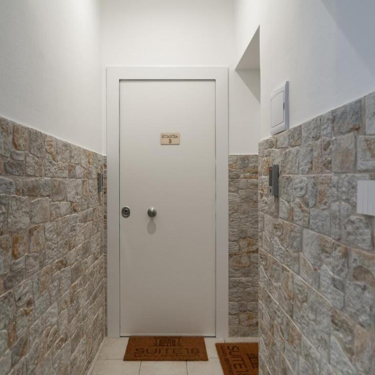 suite 18 luxury apartments - Junior Suite - 7