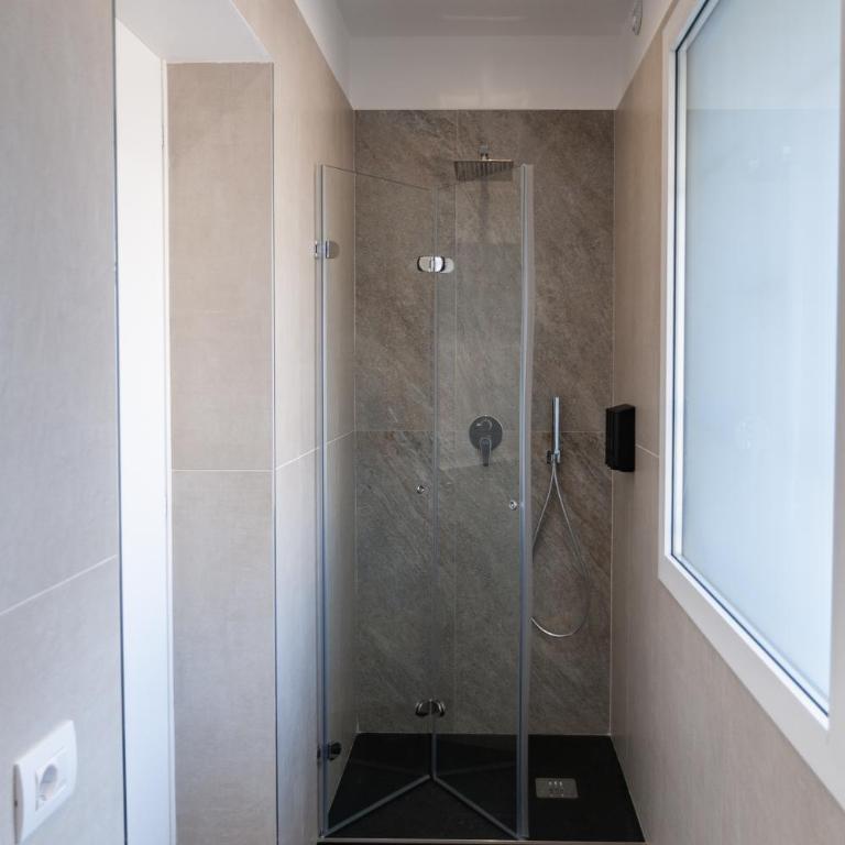 suite 18 luxury apartments - Junior Suite - 11