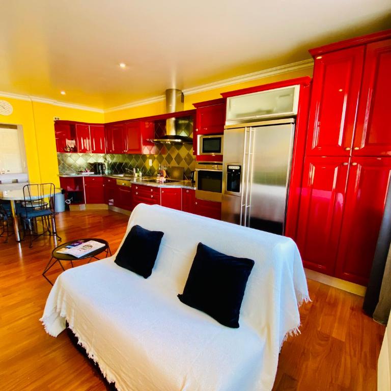 ''La Marine'' T2 en plein centre, vue sur le canal - Appartement 1 Chambre - 11