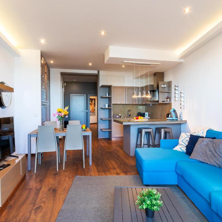 BAMBOO PLAGE AP4220 by Riviera Holiday Homes - Appartement - Vue sur Mer - 6