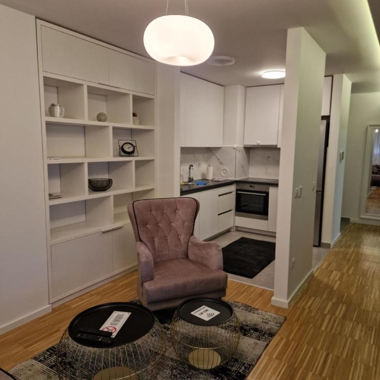 Nika - One-Bedroom Apartment - 6